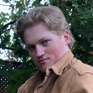 Meet your Posher, Sten